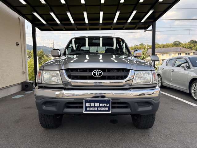 Toyota Hilux 6