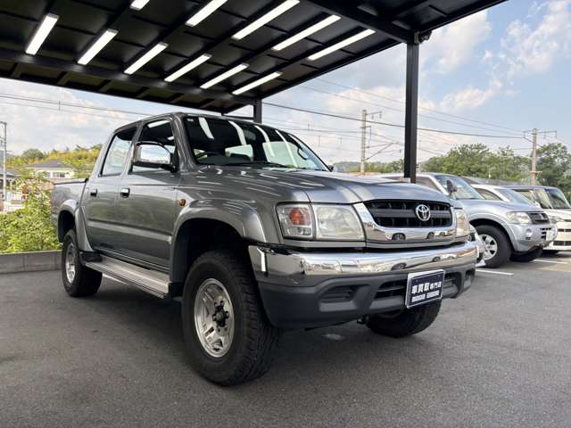 Toyota Hilux 7