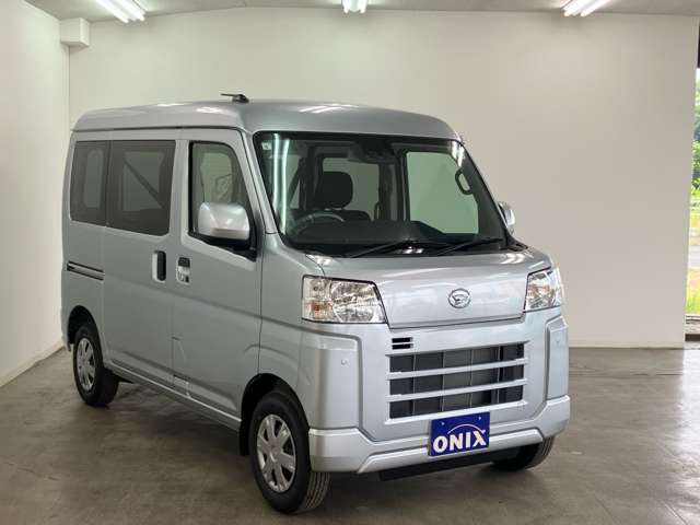 Daihatsu Hijet Cargo 8