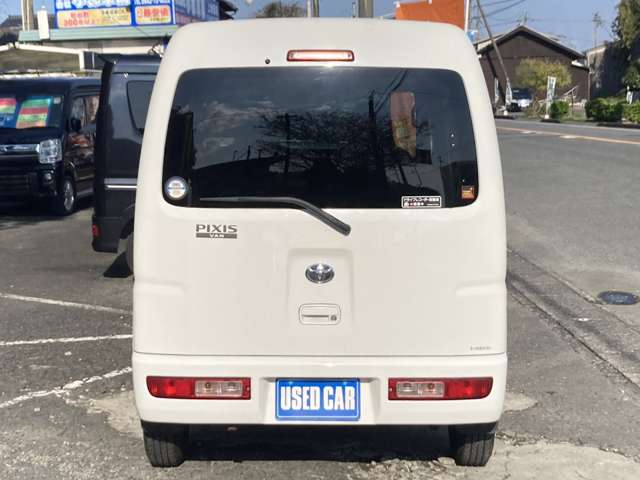 Toyota Pixis Van 9