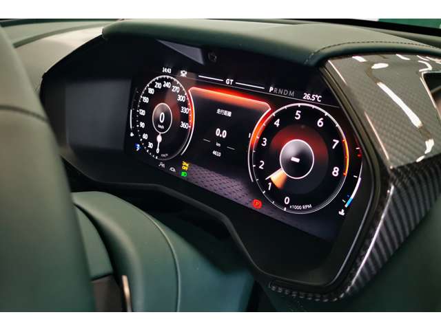 Aston Martin DBX 9