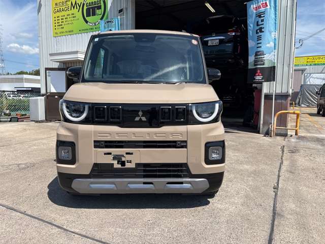 Mitsubishi Delica Mini 2
