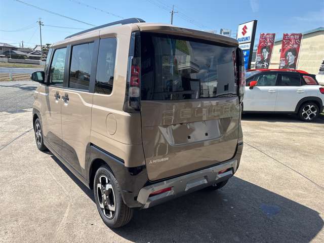Mitsubishi Delica Mini 7