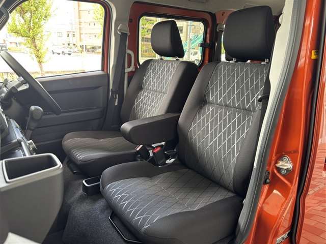 Daihatsu Atrai 5