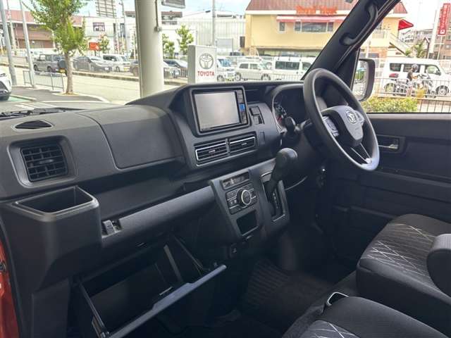 Daihatsu Atrai 10