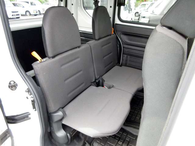 Honda N-VAN 12