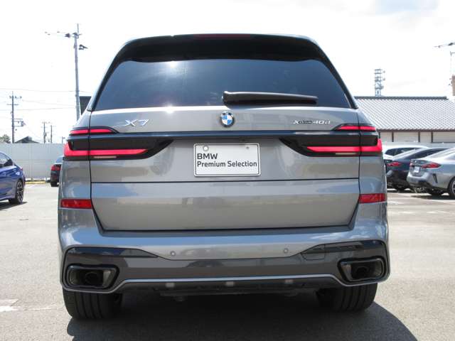 BMW X7 9