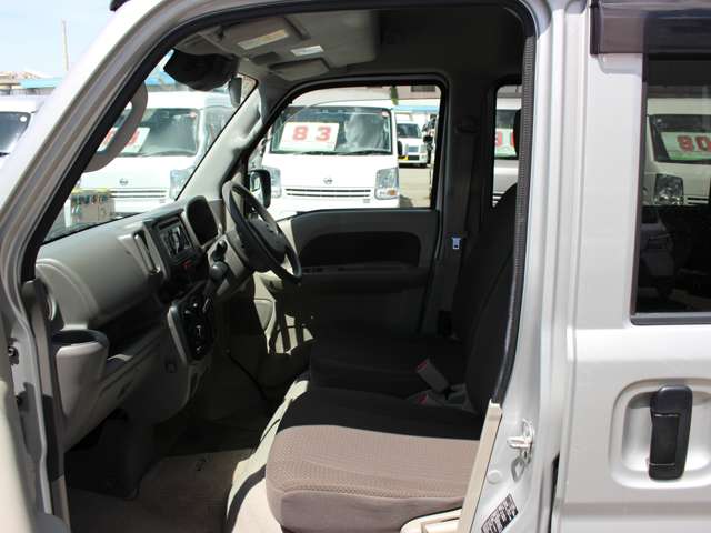Nissan NV100 Clipper 10