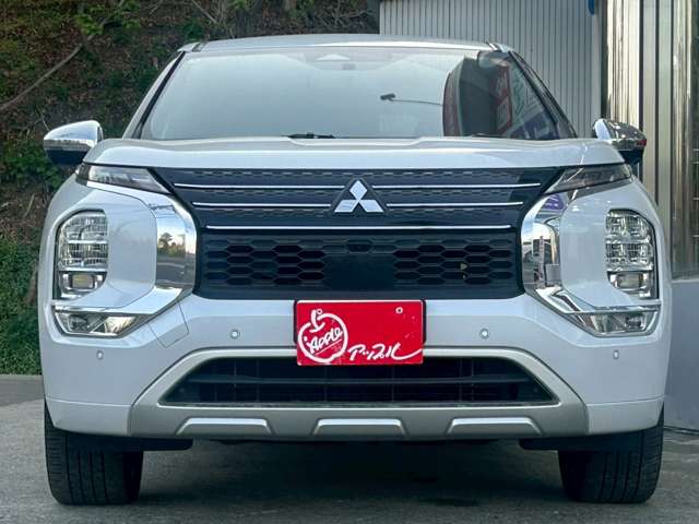 Mitsubishi Outlander 2