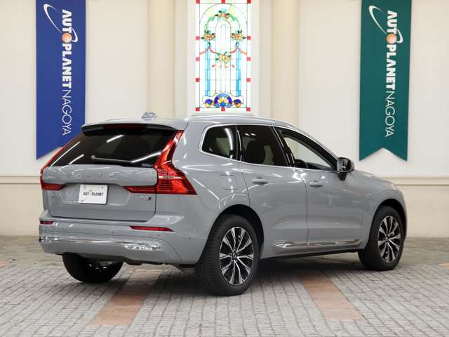 Volvo XC60 4