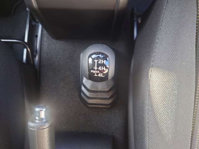 Suzuki Jimny 10