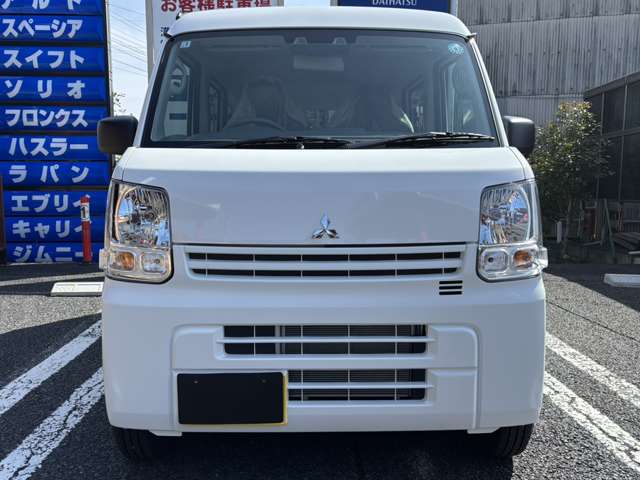 Mitsubishi Minicab Van 9