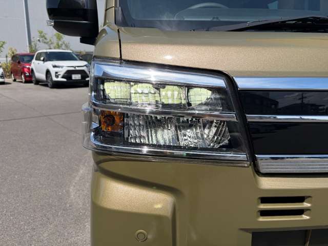 Daihatsu Atrai 11