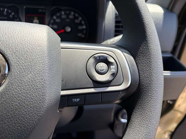 Daihatsu Atrai 7