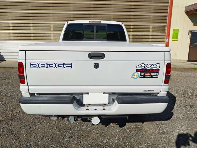 Dodge Ram 4
