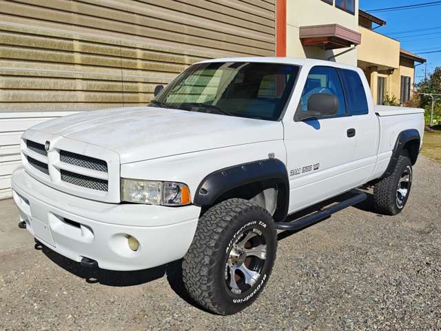 Dodge Ram 9