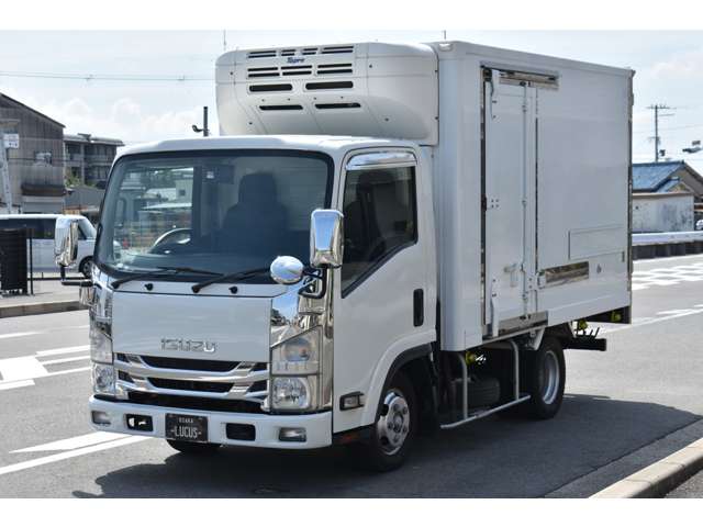 Isuzu Elf 7