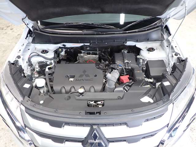 Mitsubishi RVR 2