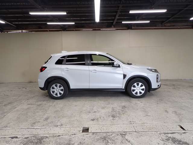 Mitsubishi RVR 6