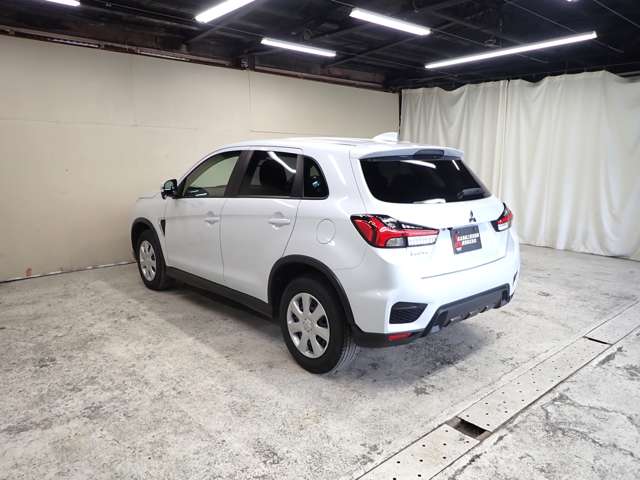 Mitsubishi RVR 9