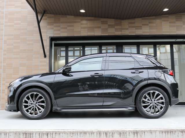 Lexus LBX 8