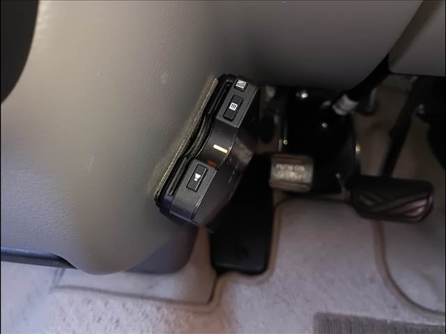 Mitsubishi Minicab Van 8