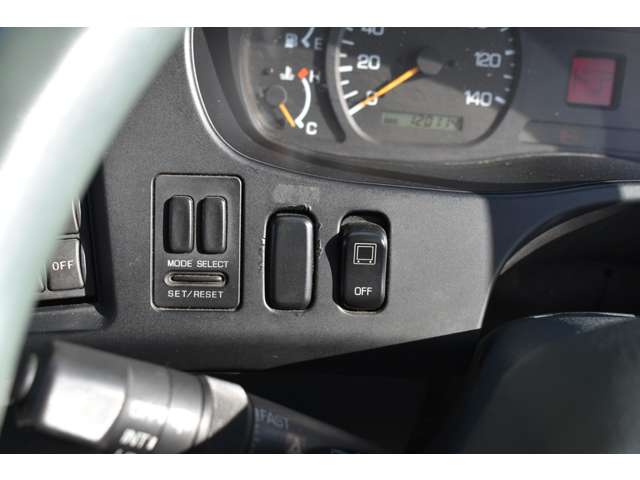 Mitsubishi Fuso Super Great 10