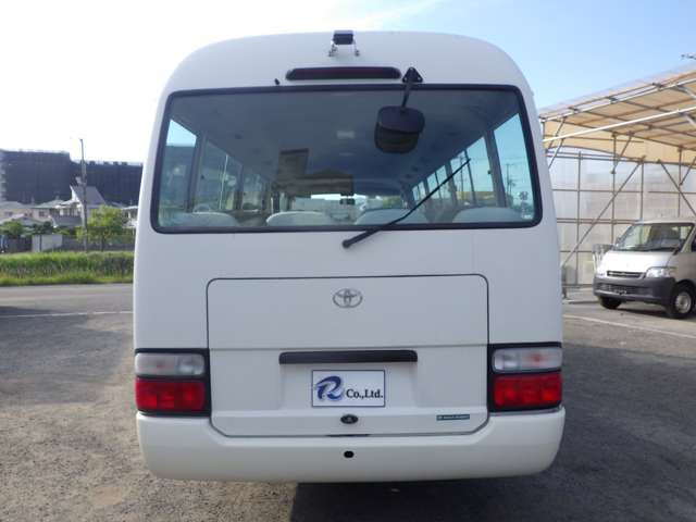 Toyota Coaster 5