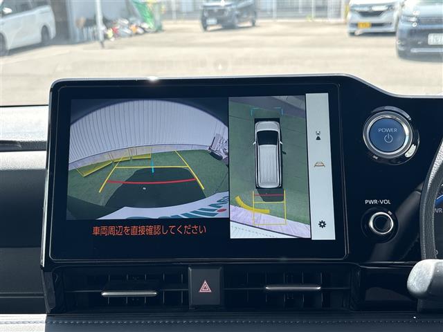 Toyota Voxy 5