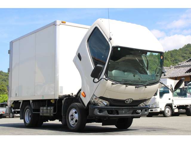 Toyota Toyoace 11