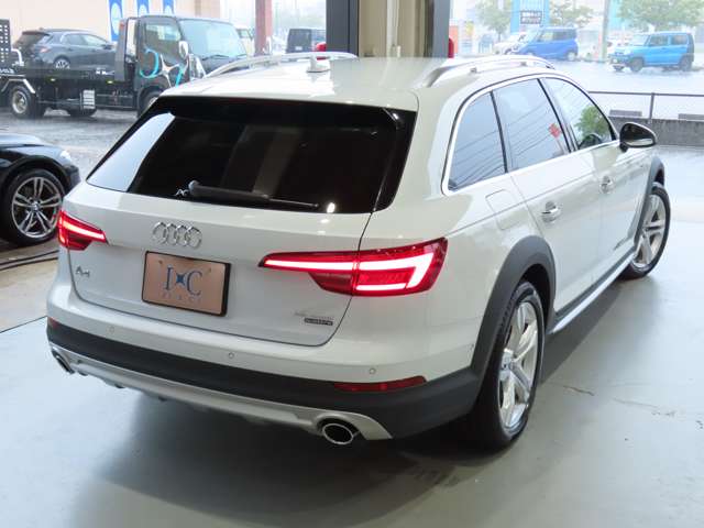 Audi A4 Allroad Quattro 7