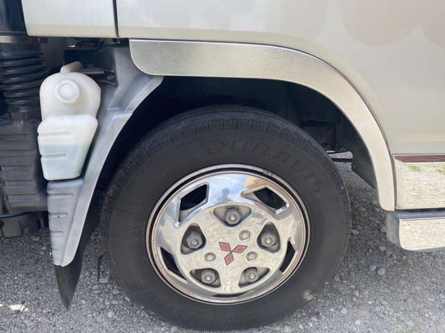 Mitsubishi Fuso Canter 4