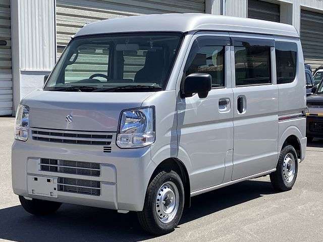 Suzuki Every 8