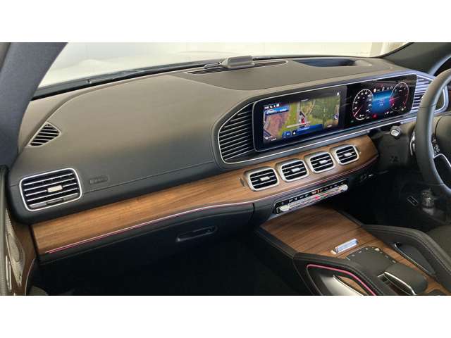 Mercedes-Benz GLE 9