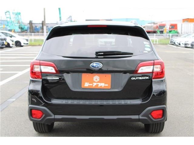 Subaru Legacy Outback 12