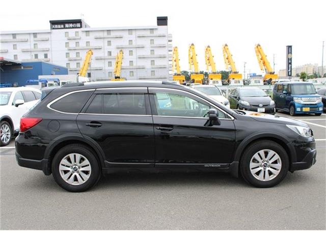 Subaru Legacy Outback 10