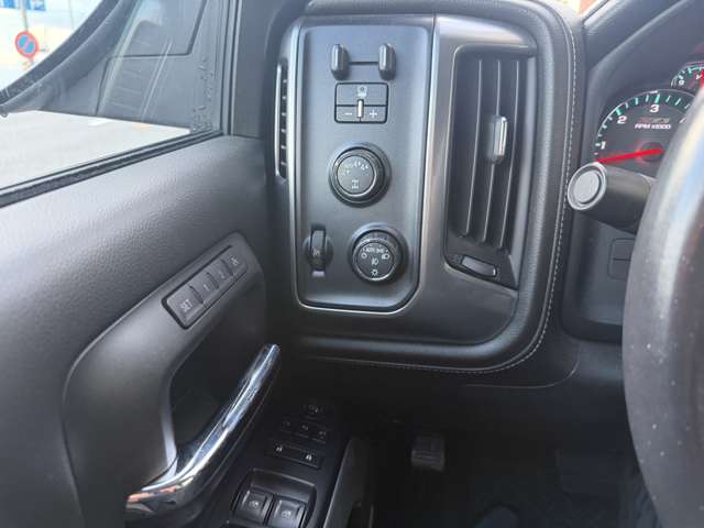 Chevrolet Silverado 11