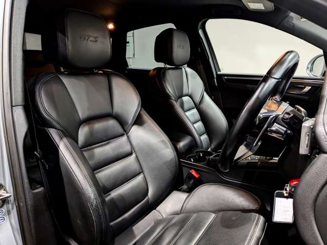 Porsche Macan 3