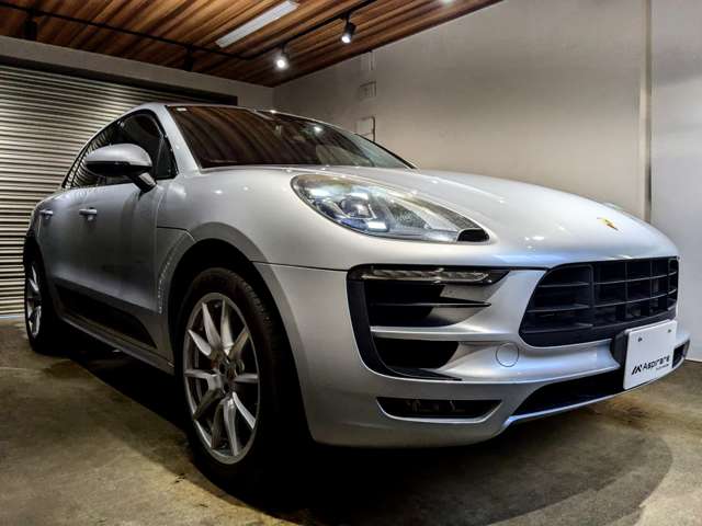 Porsche Macan 9