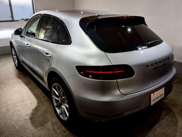 Porsche Macan 10
