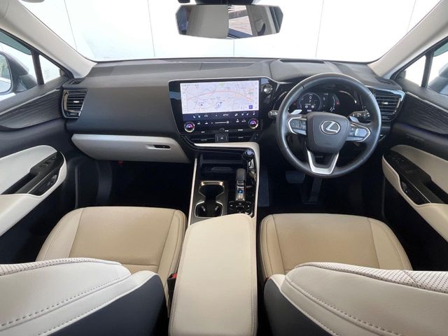 Lexus NX 2