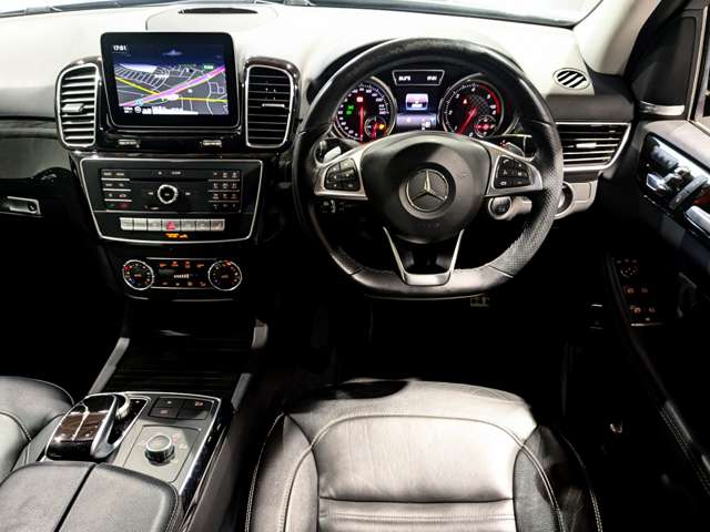 Mercedes-Benz GLE 2