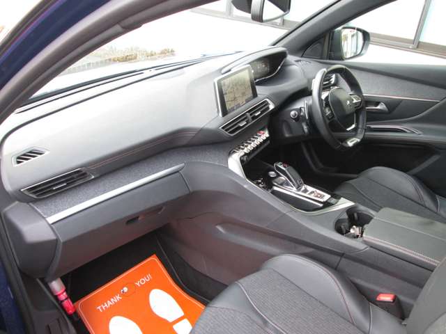 Peugeot 3008 4