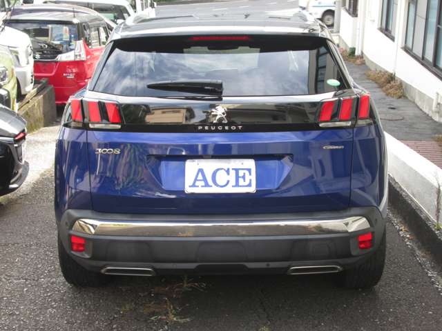 Peugeot 3008 8