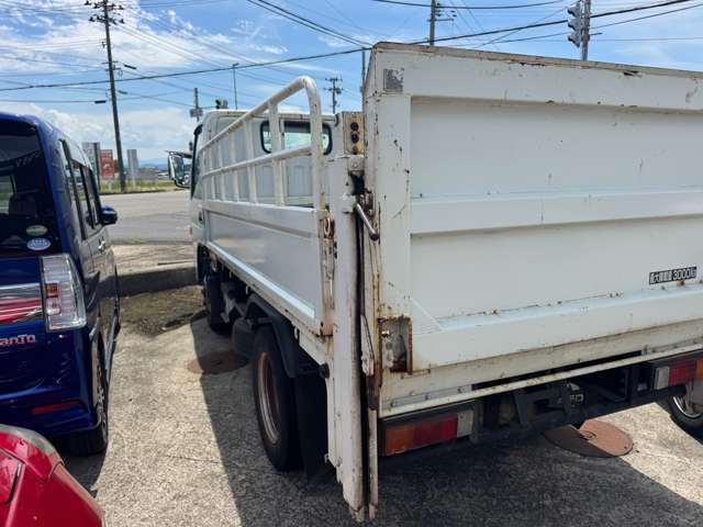 Mitsubishi Fuso Canter 3
