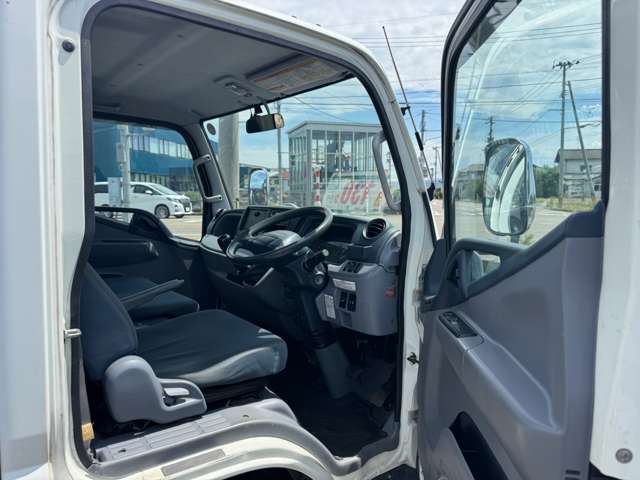 Mitsubishi Fuso Canter 7