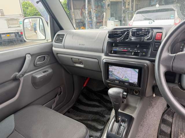 Suzuki Jimny 12