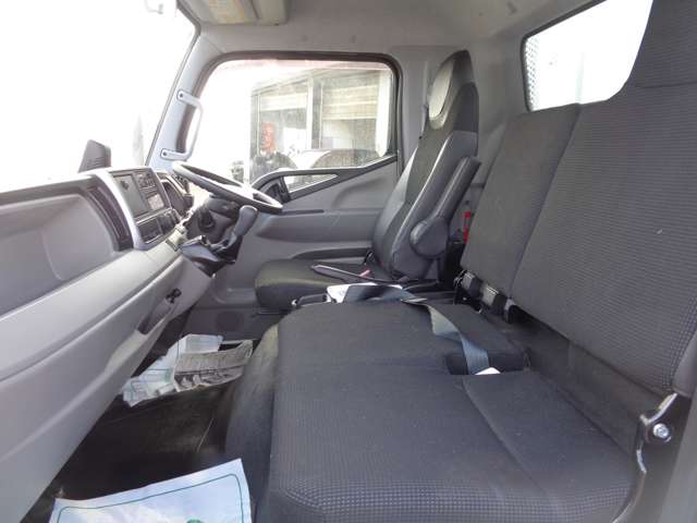 Mitsubishi Fuso Canter 11