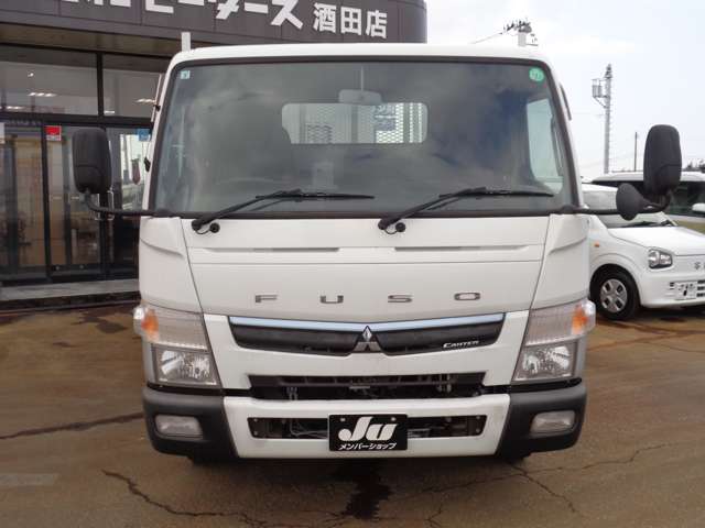 Mitsubishi Fuso Canter 2