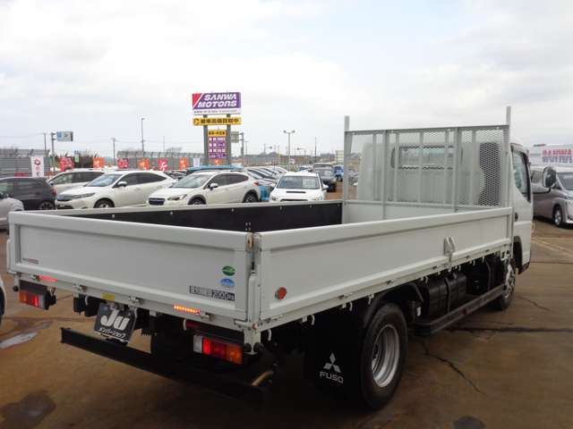 Mitsubishi Fuso Canter 8